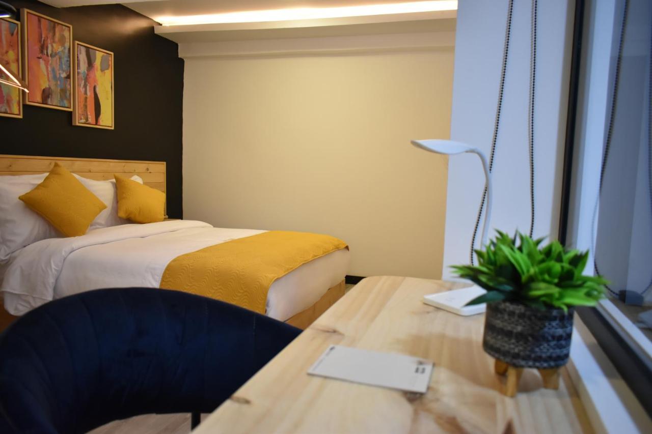 Hotel Vaway Куенка Екстериор снимка